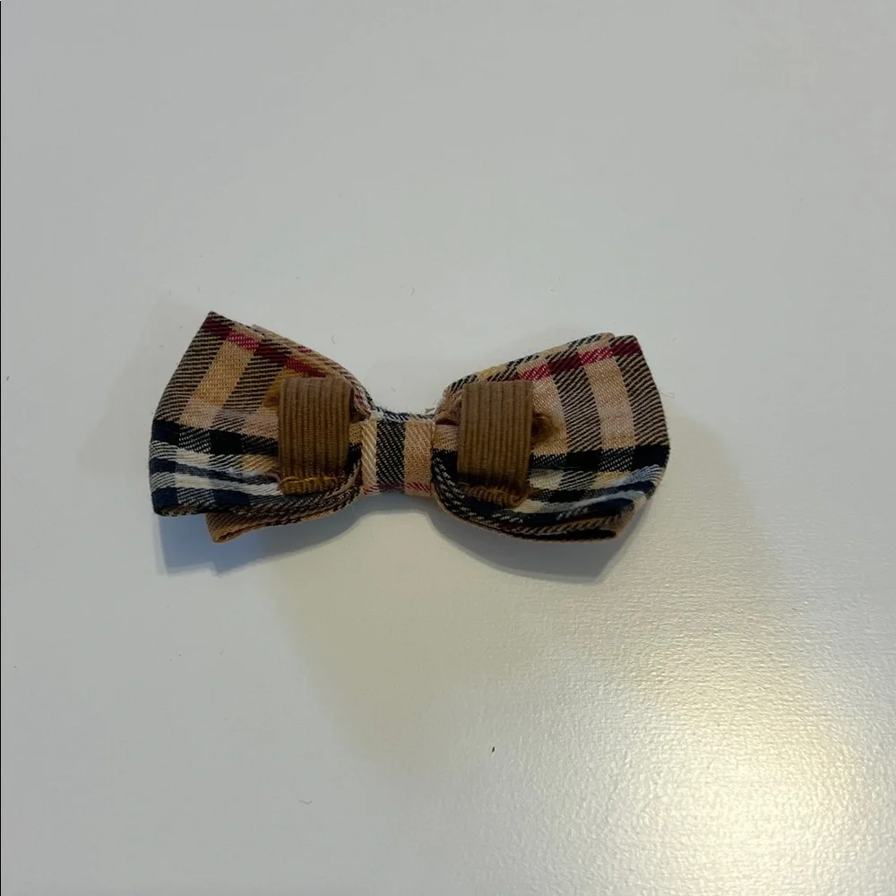 Dog Plaid Bow Tie in Tan and Black